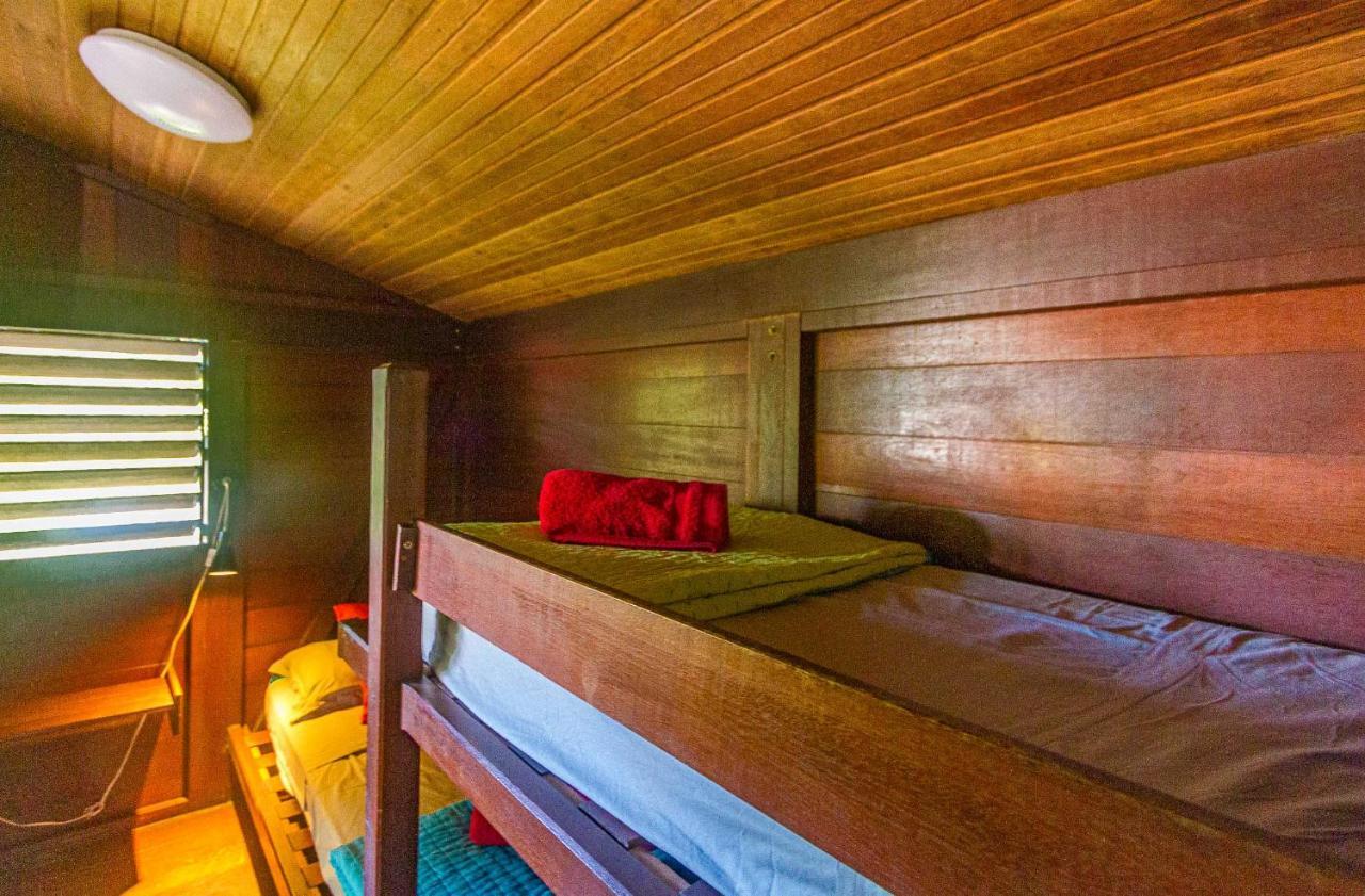 Piton Bungalows Ecolodges Deshaies Bagian luar foto