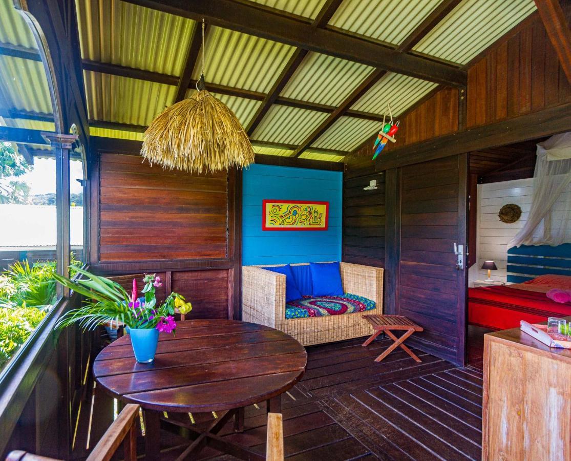 Piton Bungalows Ecolodges Deshaies Bagian luar foto