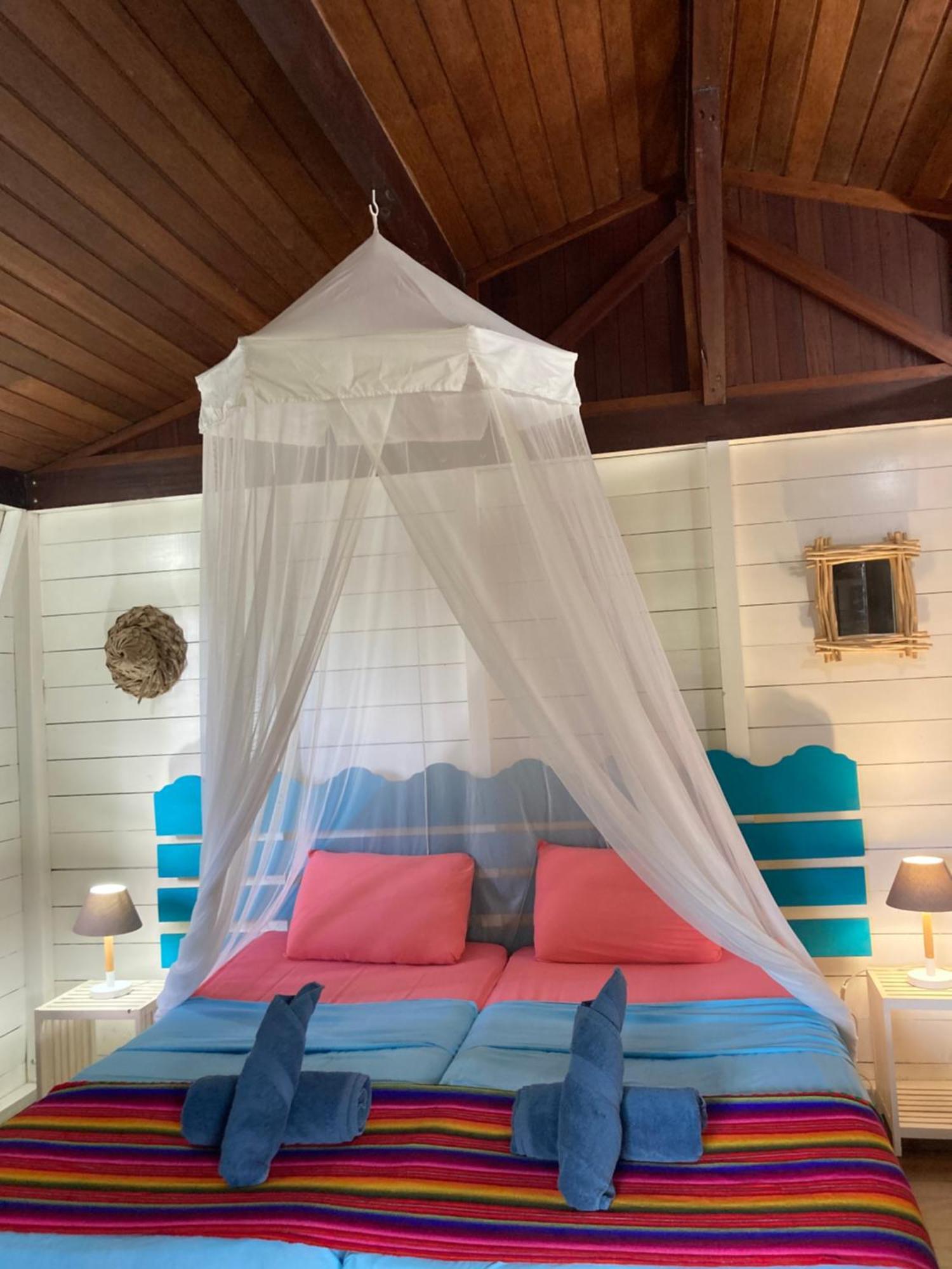 Piton Bungalows Ecolodges Deshaies Bagian luar foto