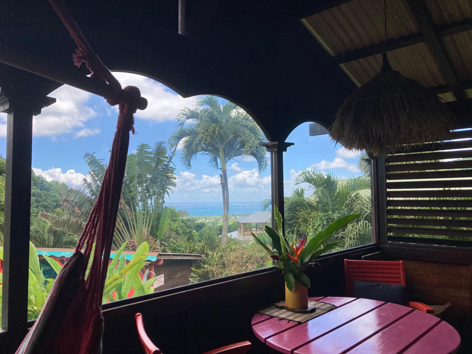 Piton Bungalows Ecolodges Deshaies Bagian luar foto