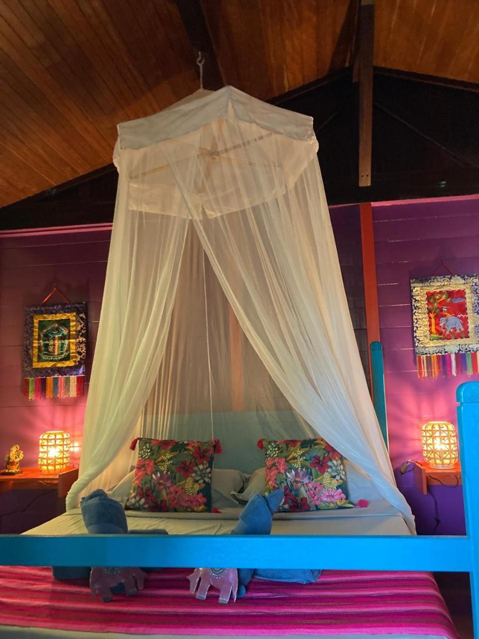 Piton Bungalows Ecolodges Deshaies Bagian luar foto