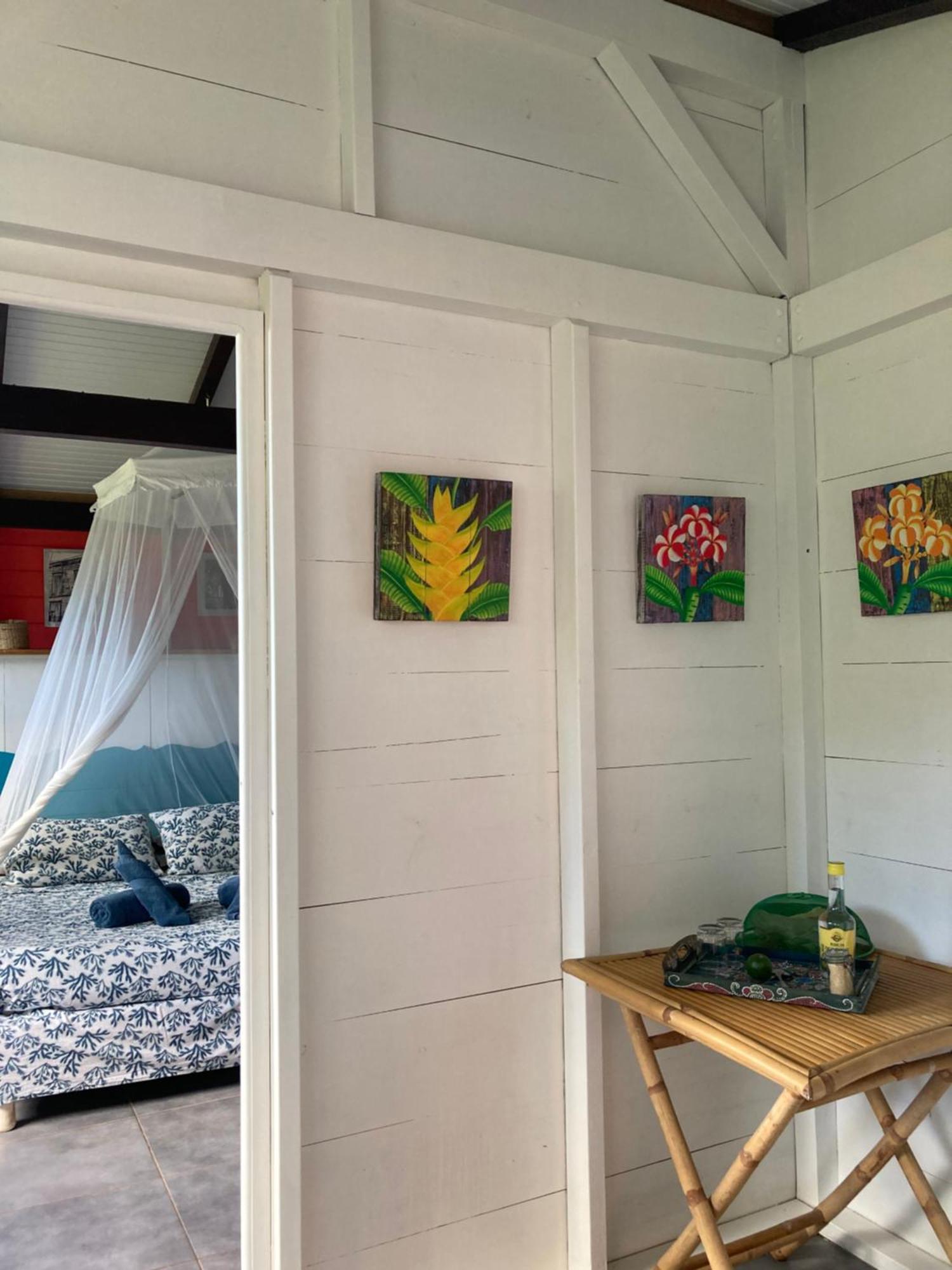 Piton Bungalows Ecolodges Deshaies Bagian luar foto